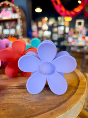 Large Retro Flower Hair Clip - Image 7