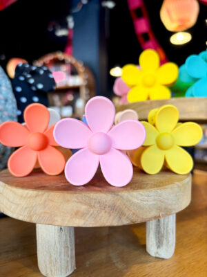 Retro Flower Hair Clip - Image 6