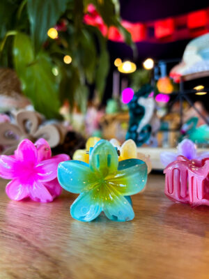 Small Hibiscus Flower Hair Clip - Image 3