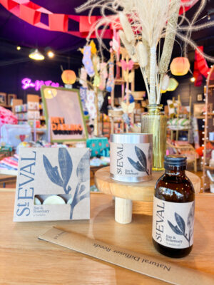 Bay & Rosemary Scented Diffuser Oil - Image 3